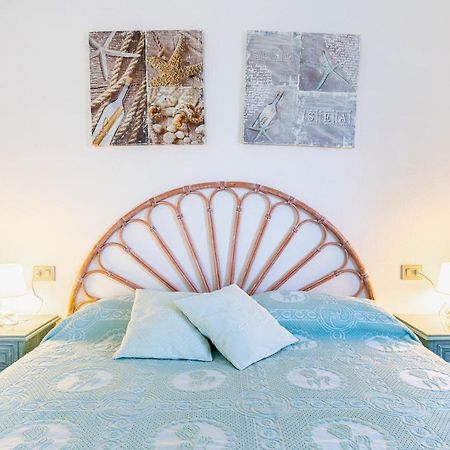 Trilocale A 200 Mt Dal Centro Apartman San Teodoro  Kültér fotó